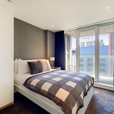 Two Bedroom Apartment - London Excel Stays Ngoại thất bức ảnh