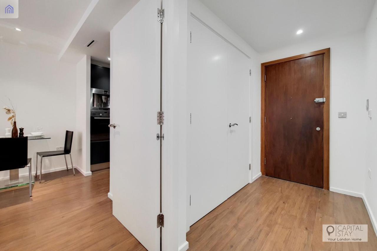 Two Bedroom Apartment - London Excel Stays Ngoại thất bức ảnh